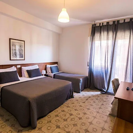 Antagos Hotel 3*